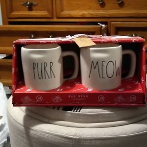 Rae Dunn mugs